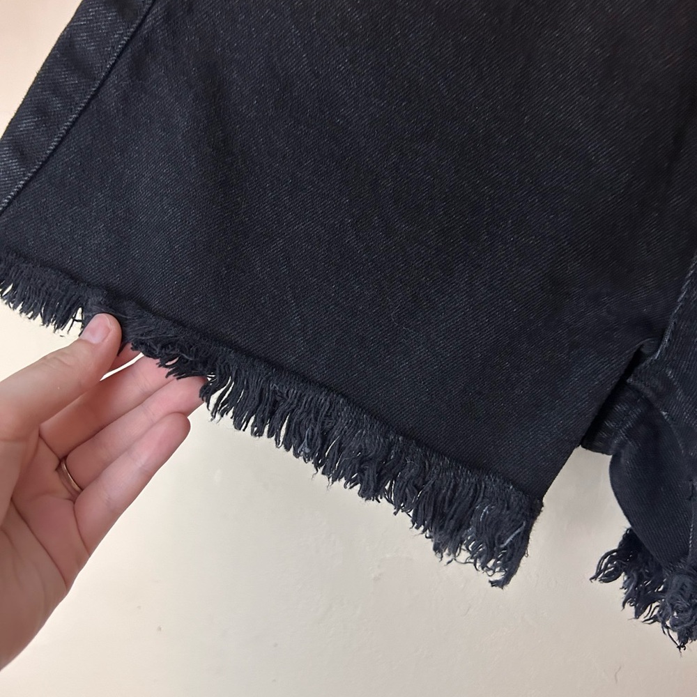 Abrand Venice Short High Rise Fringe Hem Black Wash Size 24 Grunge - Picture 4 of 14
